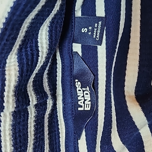 NWOT LANDS' END RIBBED NAVY AND WHITE STRIPED LONG SLEEVE TURTLENECK - Picture 8 of 10